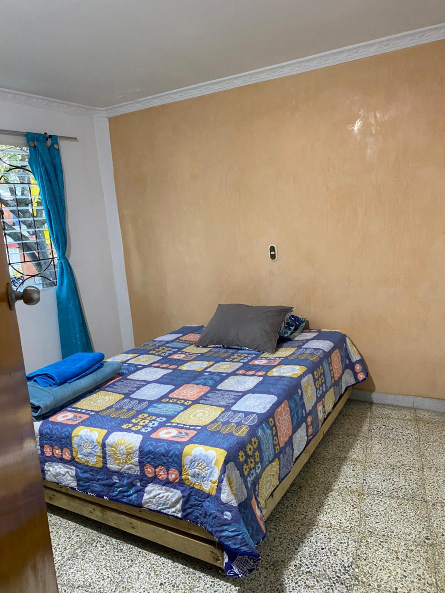 Hostel Kumho Alojamiento Medellín Eksteriør billede