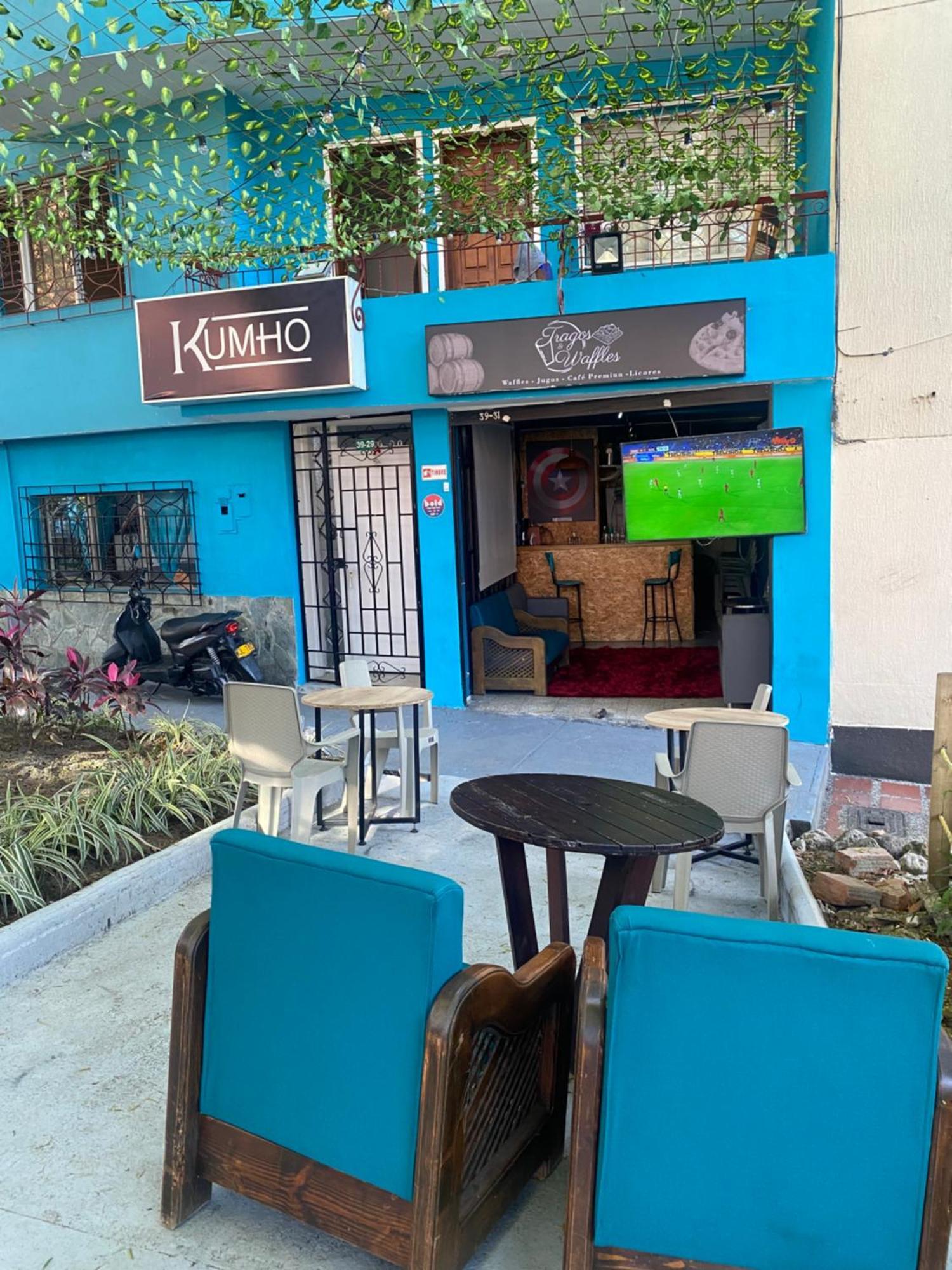 Hostel Kumho Alojamiento Medellín Eksteriør billede